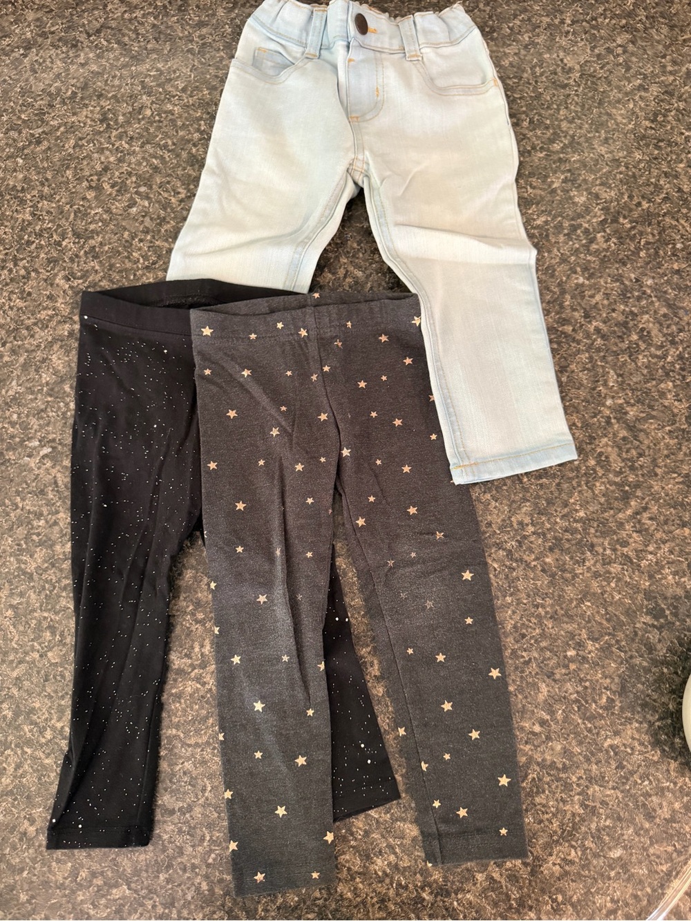 ⭐️ Garanimals Light Blue Jeans with Black Star & Speckle Leggings